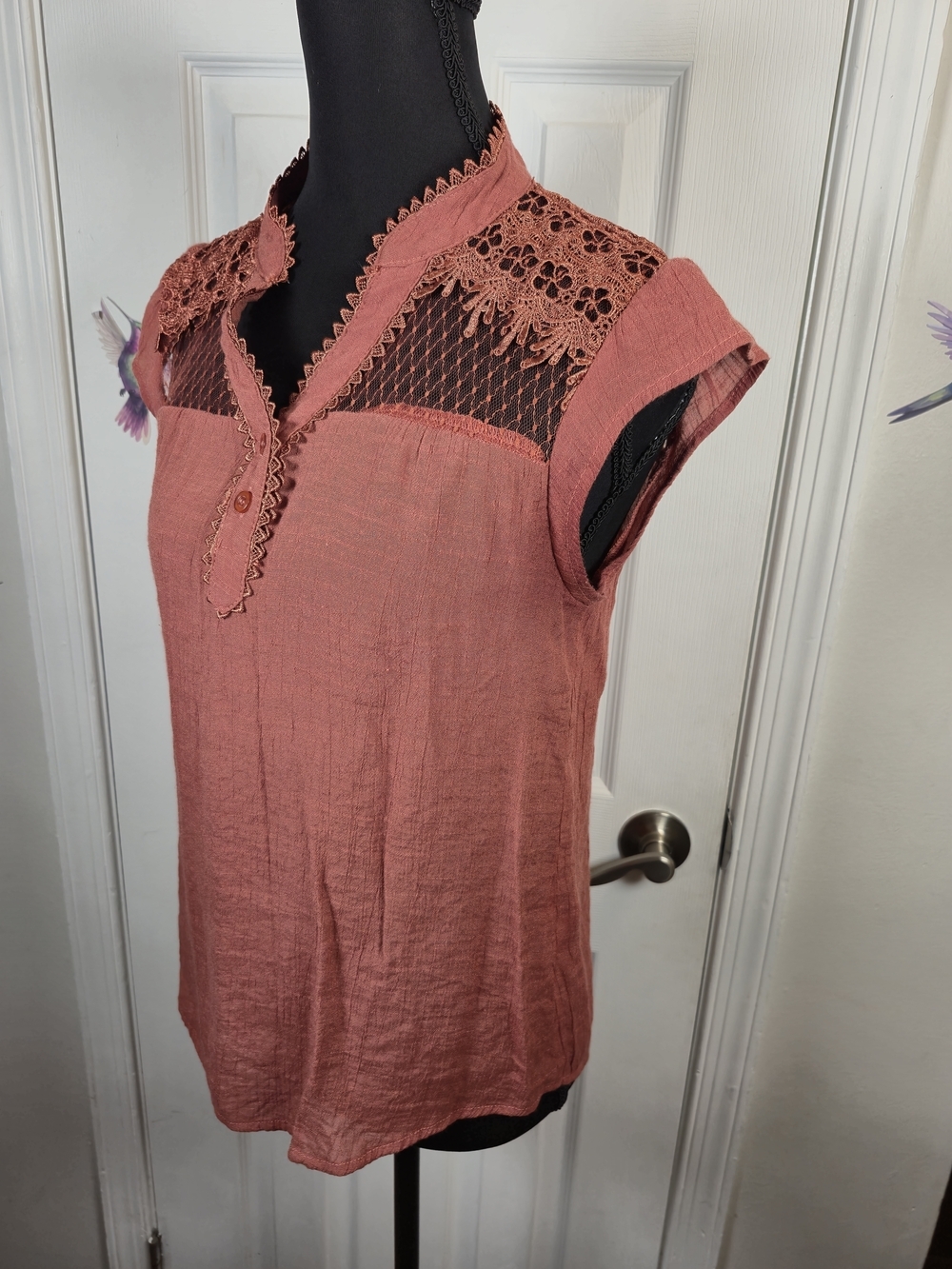 Sweet Wanderer Rose Clay Boho Crochet Lace Mesh Yoke Gauze Blouse Size M - Picture 3 of 6
